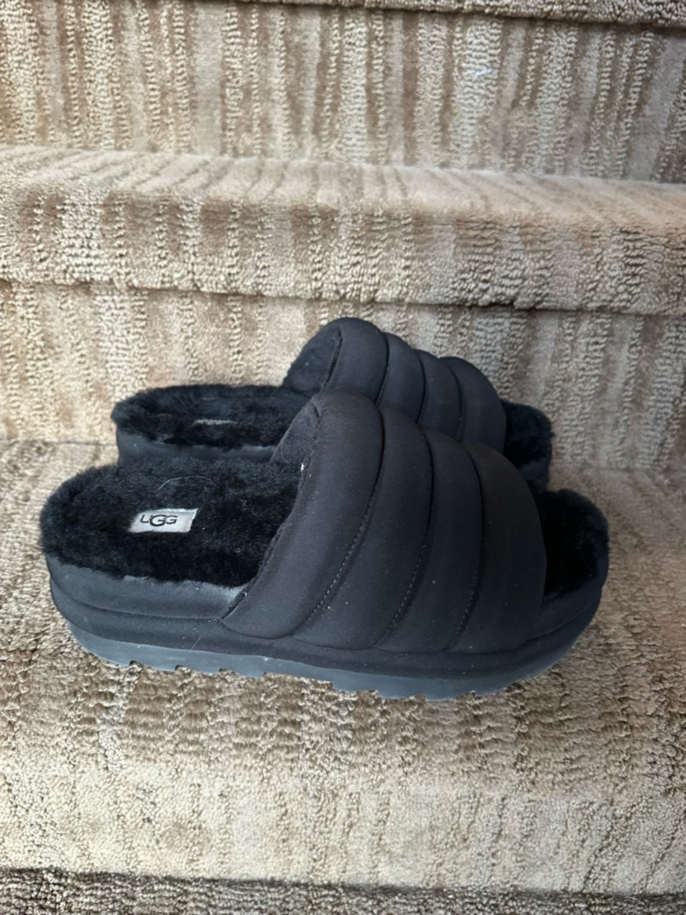 UGG Black Quilted Slide Slippers women’s 10